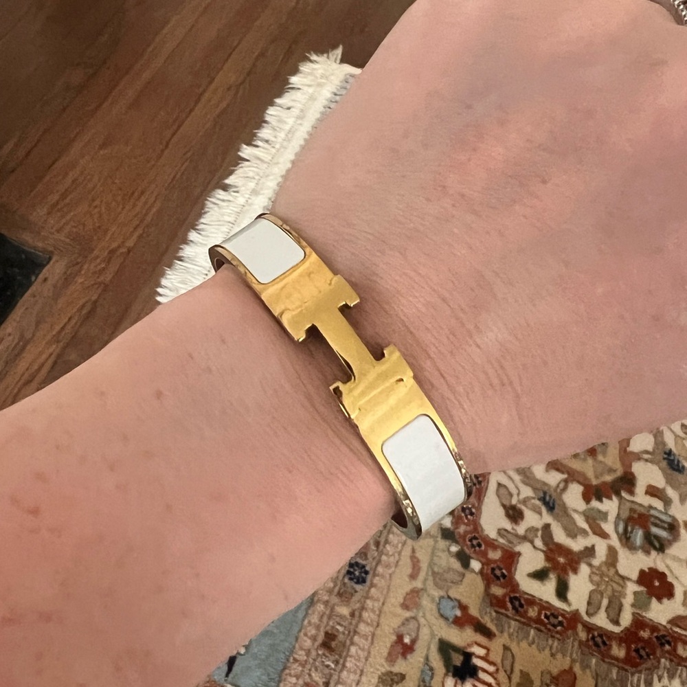 White & Gold H Bracelet